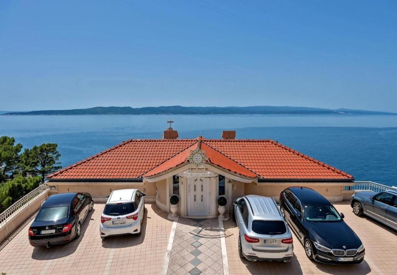 Apartments Draga - 10 M From Sea Brela Exterior foto